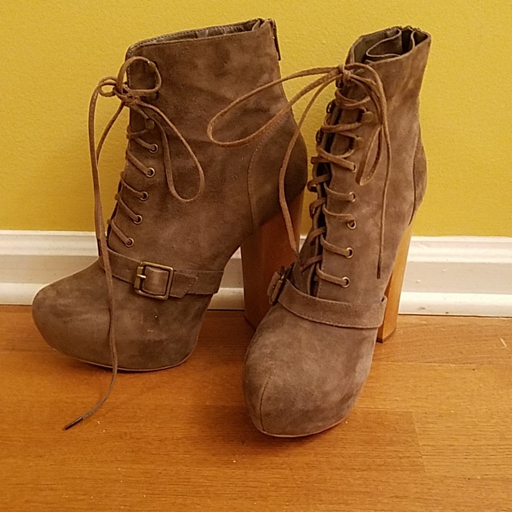 Steve madden heel booties